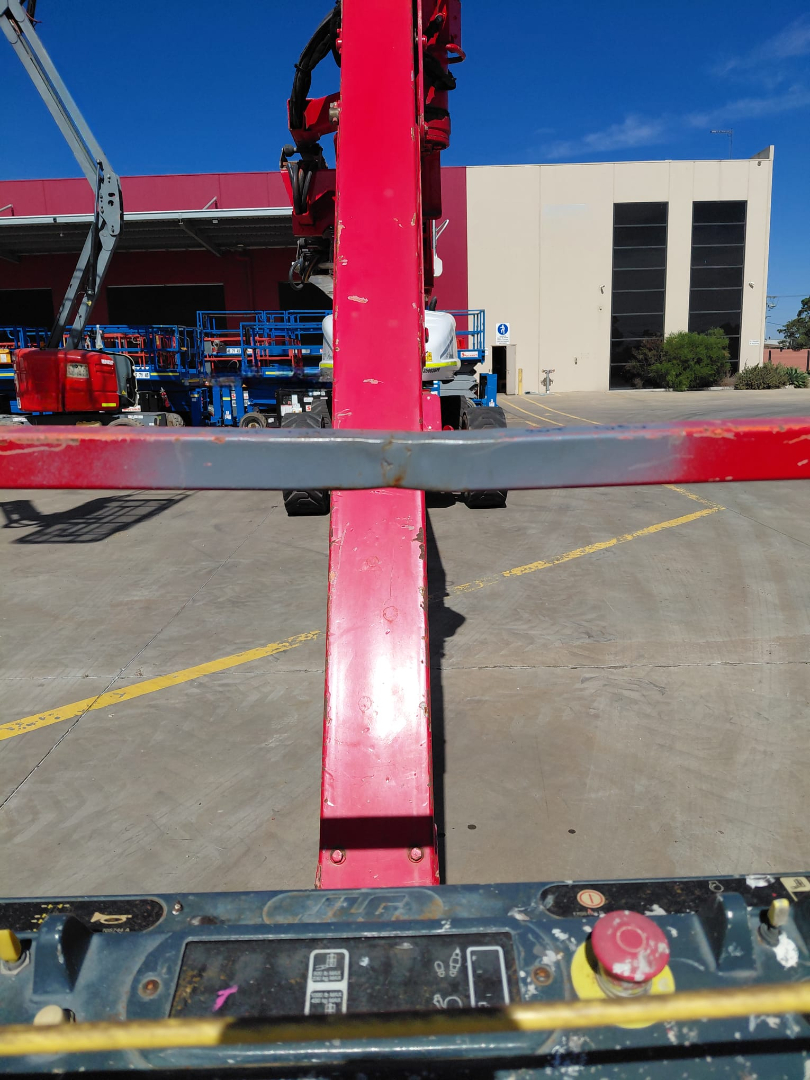 Telescopic Boom Lift - View 2
